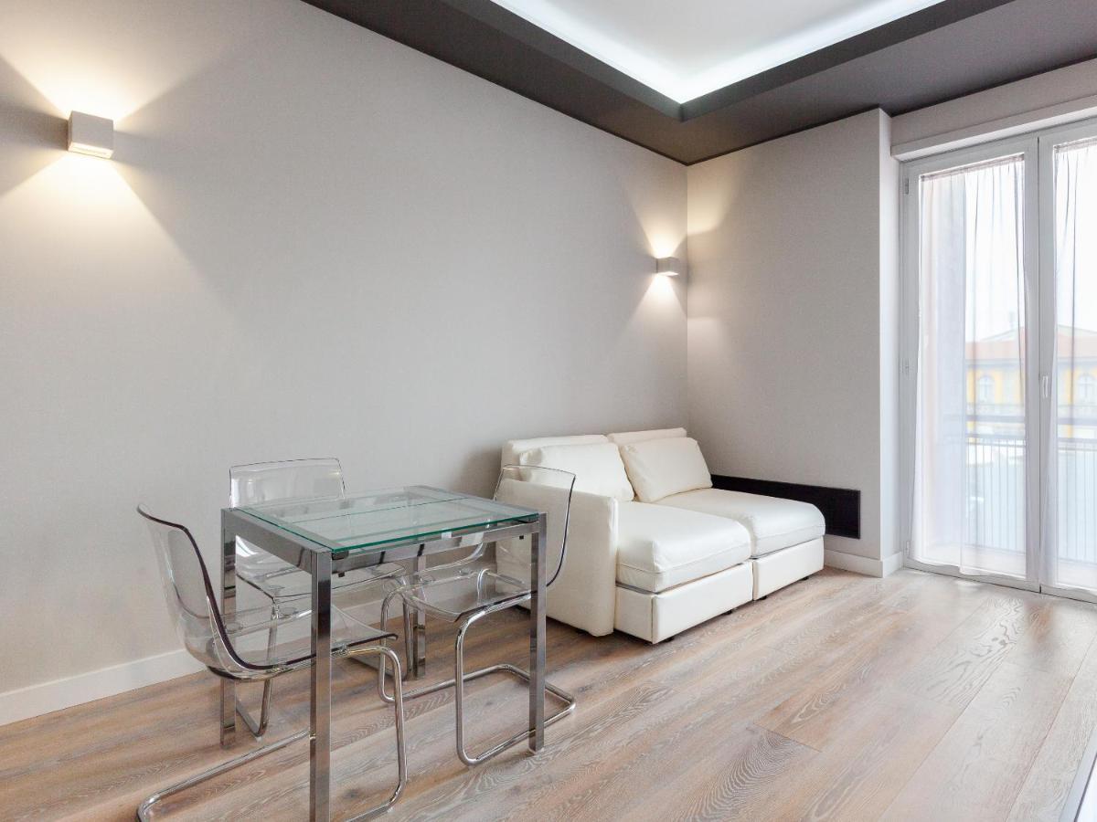 Easyhomes-City Centre Suites Milano Dış mekan fotoğraf