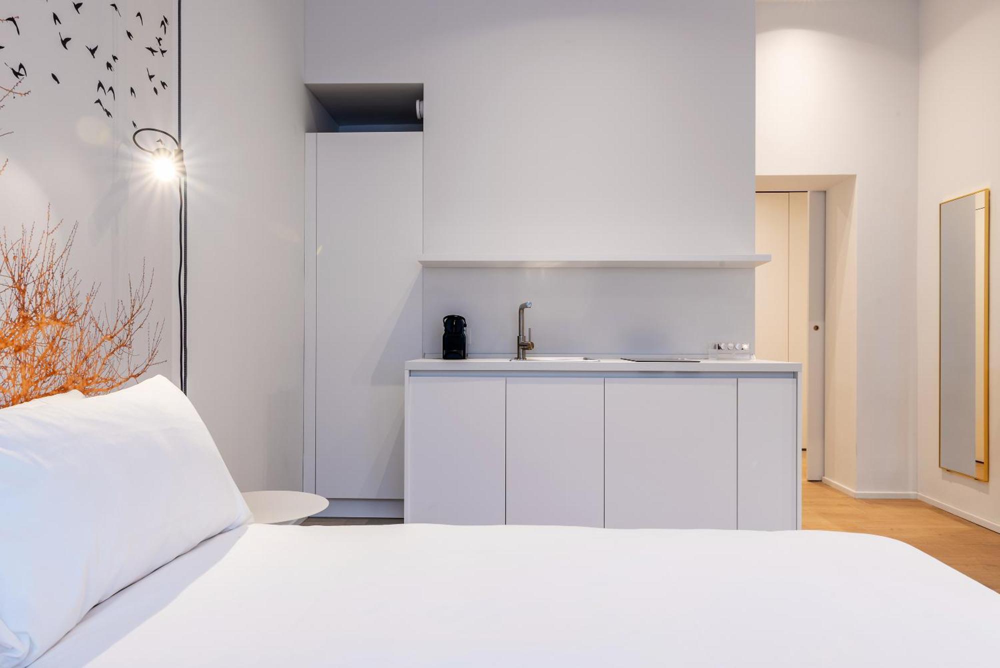 Easyhomes-City Centre Suites Milano Dış mekan fotoğraf