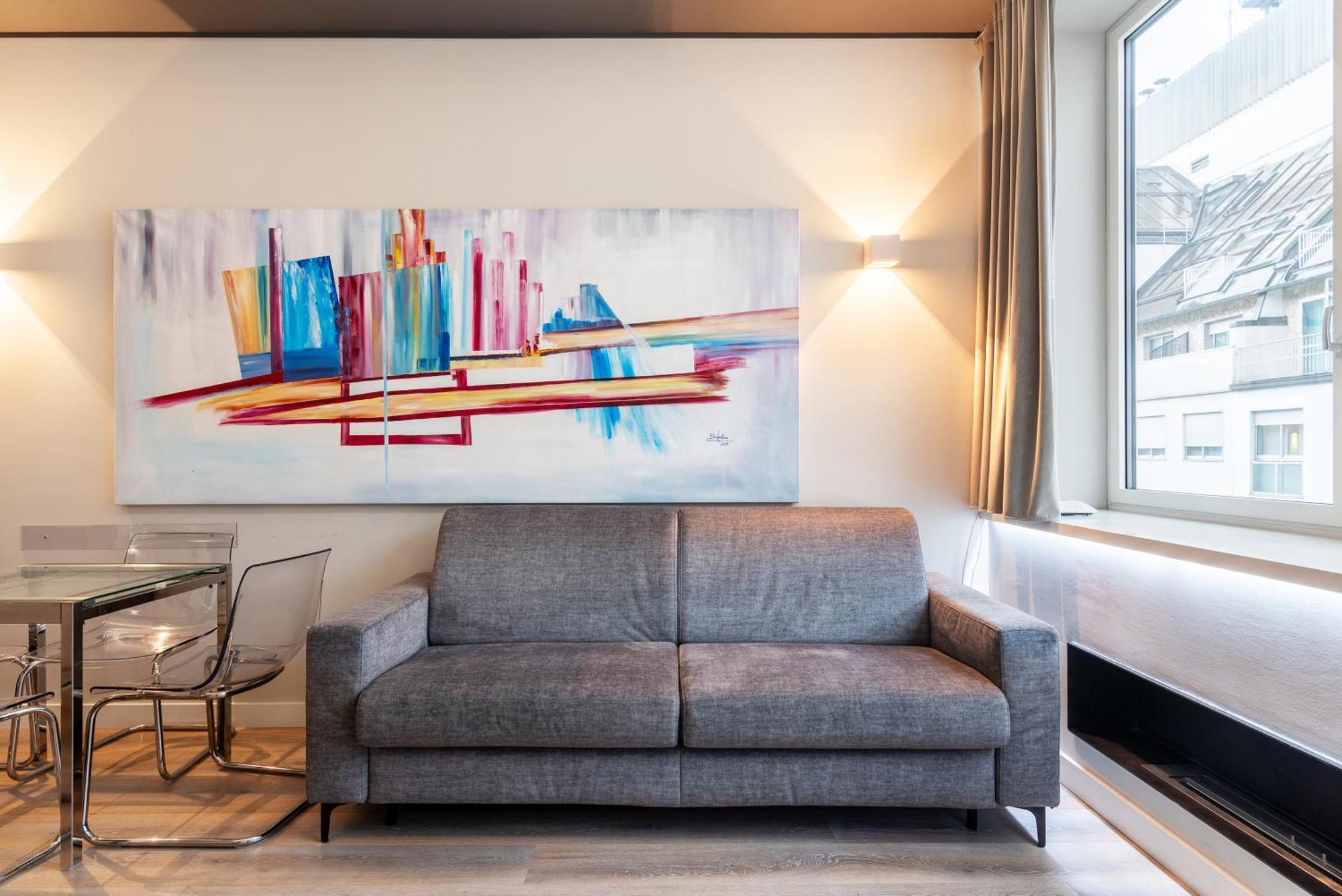 Easyhomes-City Centre Suites Milano Dış mekan fotoğraf