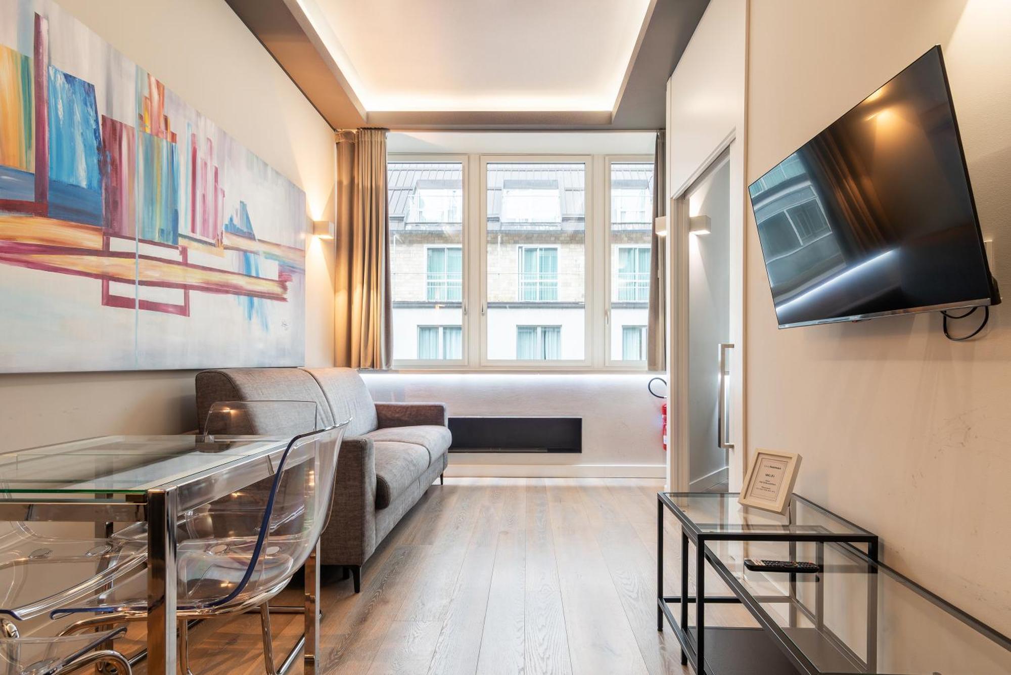 Easyhomes-City Centre Suites Milano Dış mekan fotoğraf