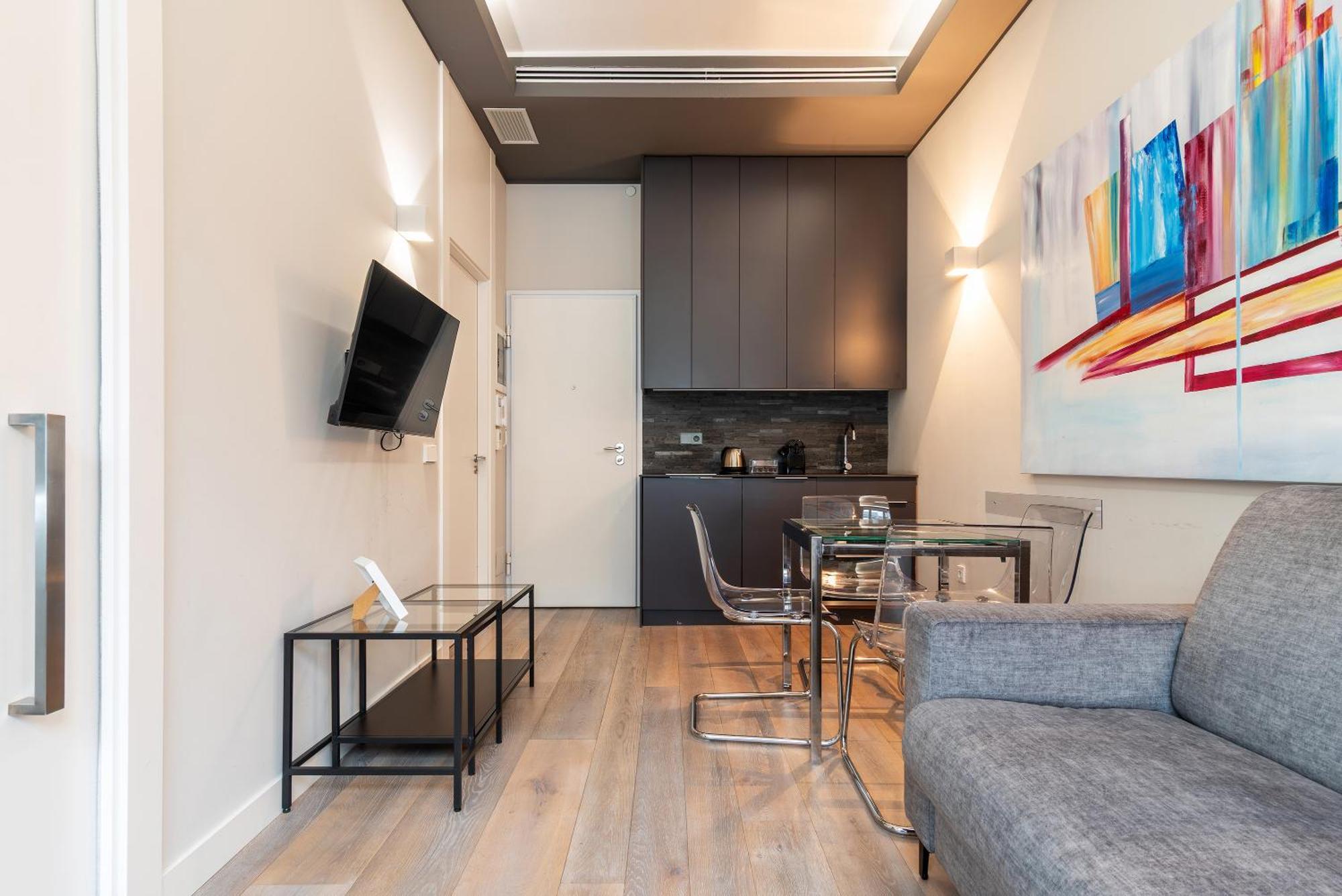 Easyhomes-City Centre Suites Milano Dış mekan fotoğraf