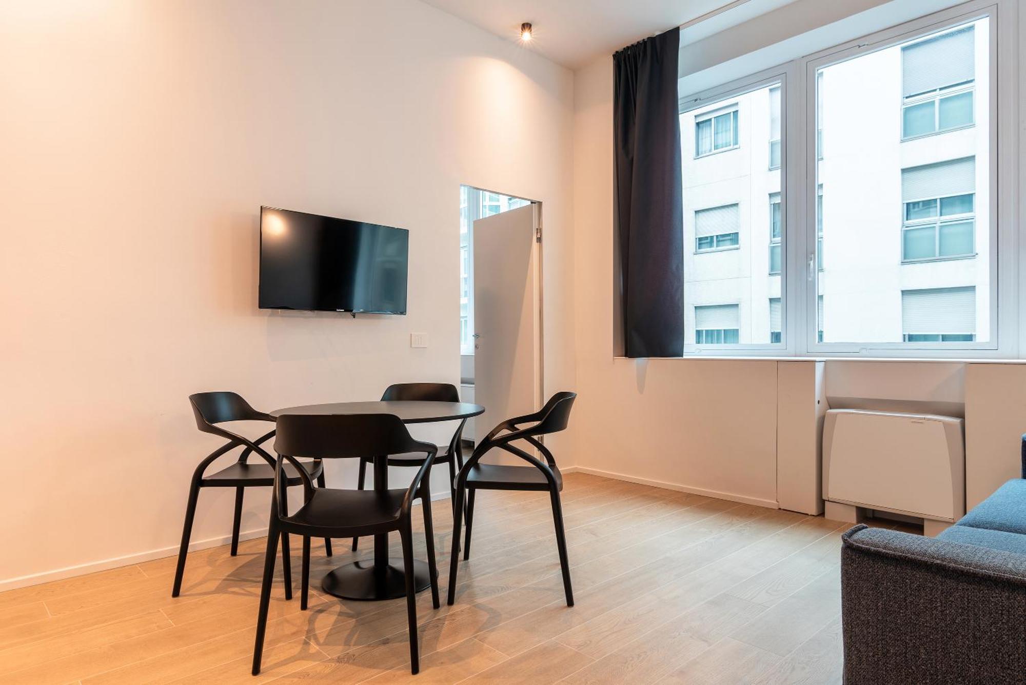 Easyhomes-City Centre Suites Milano Dış mekan fotoğraf