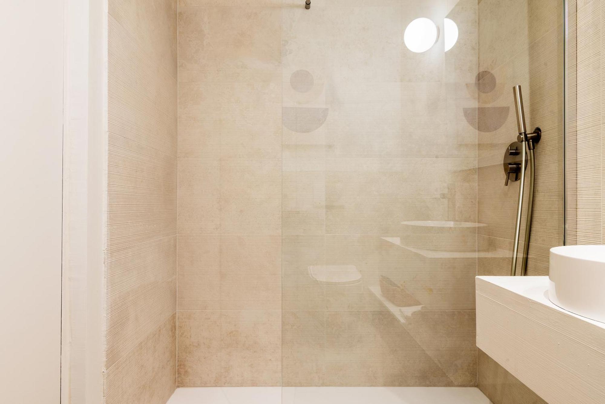 Easyhomes-City Centre Suites Milano Dış mekan fotoğraf